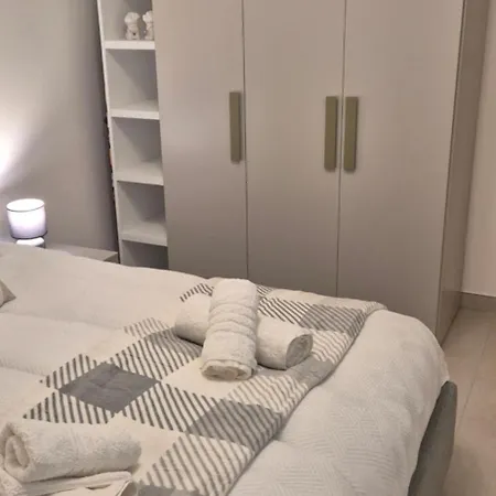 Brand New Happy Appartement